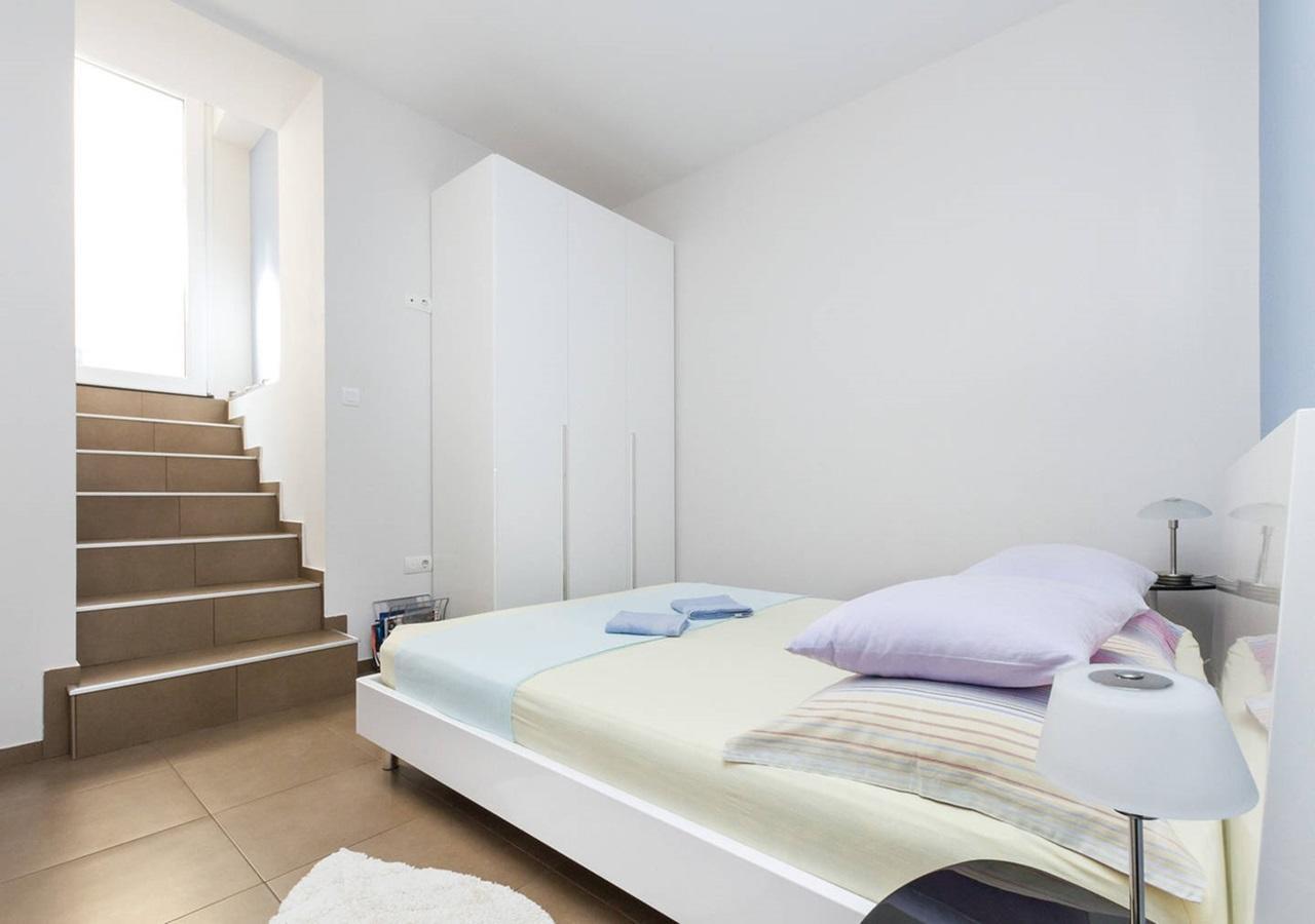 Guest House Varos Split Exterior photo