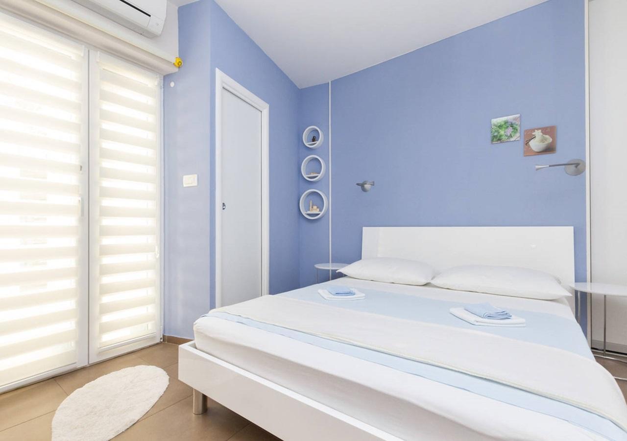 Guest House Varos Split Exterior photo